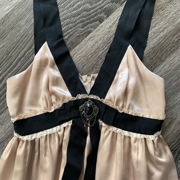 Forever 21 Satin Dress - Picture 3 of 4